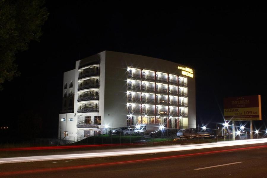 Hotel Imperium Suceava Bagian luar foto
